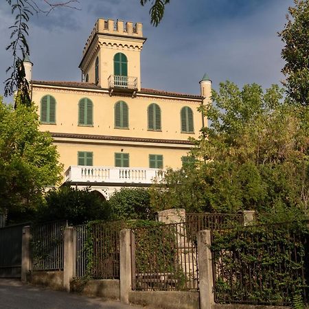 آستي B&B Villa Ferrari المظهر الخارجي الصورة